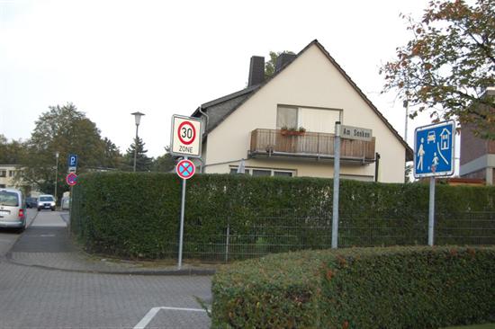 Was lange währt / Teil III: Am Senken / Jahnstraße - endlich "Halteverbot"