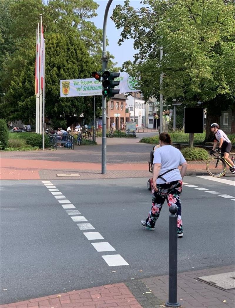 Ampelanlage an der Sparkassen-Kreuzung im Ortsteil Lintorf
