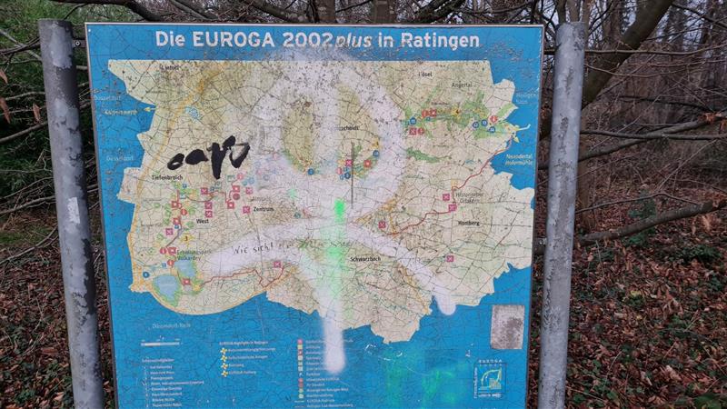 Neue Beschilderung des Eurogaradweges/Ratinger Kunstweges
