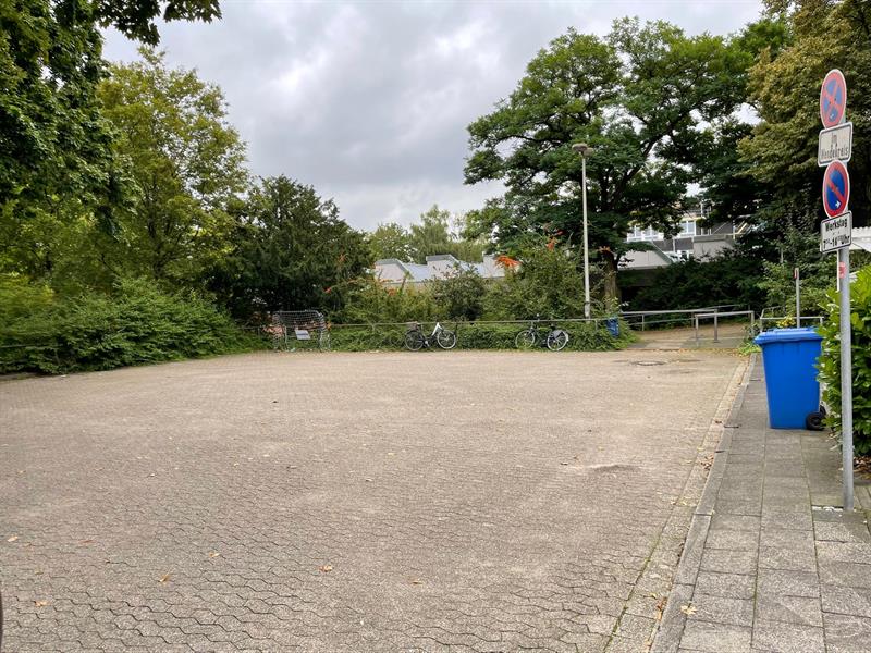 Anfrage zur Parksituation in der „Heinrich-Schmitz-Straße“ im Ortsteil Lintorf